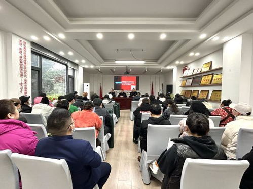 涪城區(qū)召開餐飲服務(wù)單位創(chuàng)建國家食品安全示范城市暨企業(yè)落實(shí)食品安全主體責(zé)任培訓(xùn)會(huì) 展覽展示服務(wù)